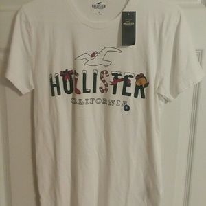 Hollister Christmas Shirt🌈